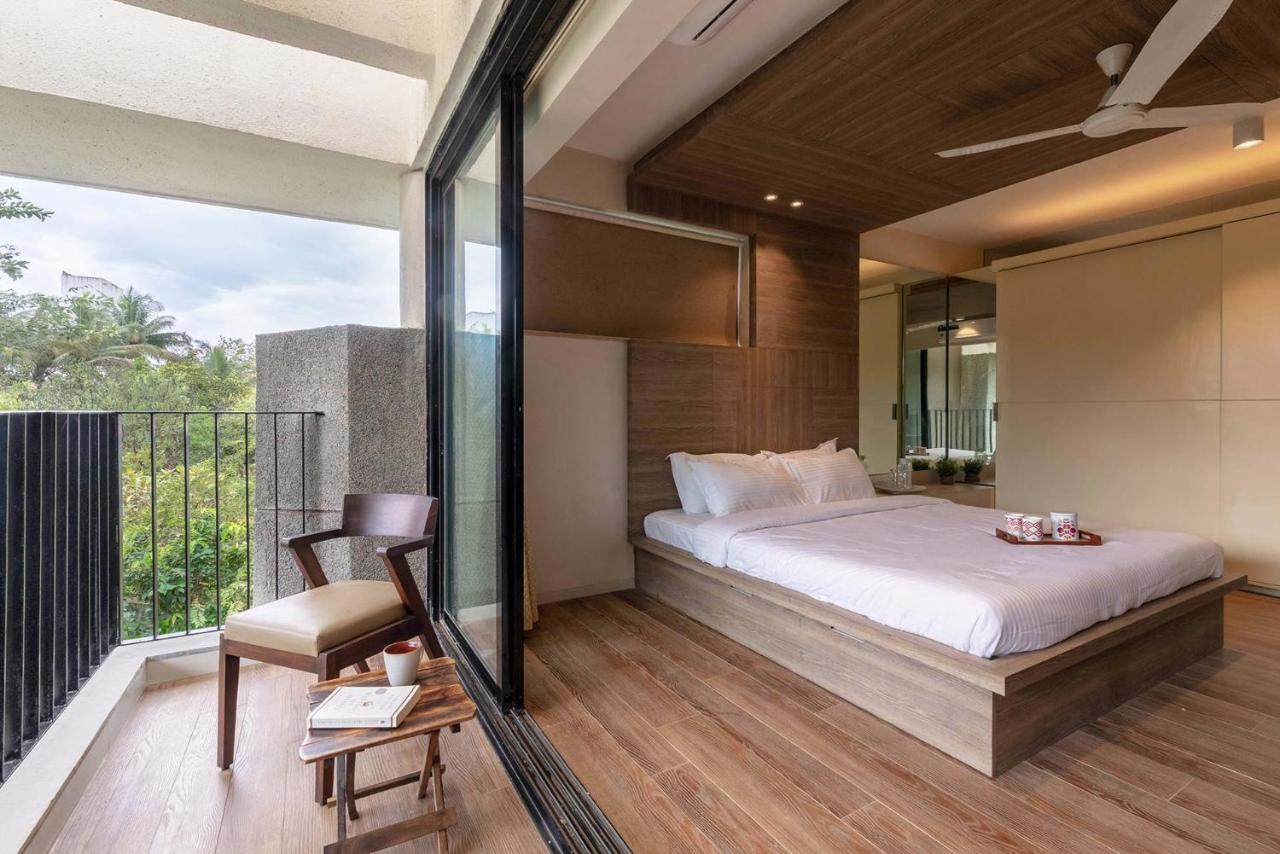 לונבלה Villa Foresta By Stayvista With Modern Decor, Swimming Pool & Expansive Lawn For A Perfect Escape מראה חיצוני תמונה