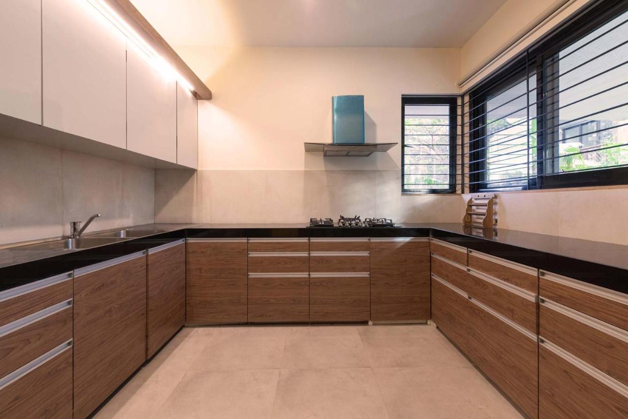 לונבלה Villa Foresta By Stayvista With Modern Decor, Swimming Pool & Expansive Lawn For A Perfect Escape מראה חיצוני תמונה