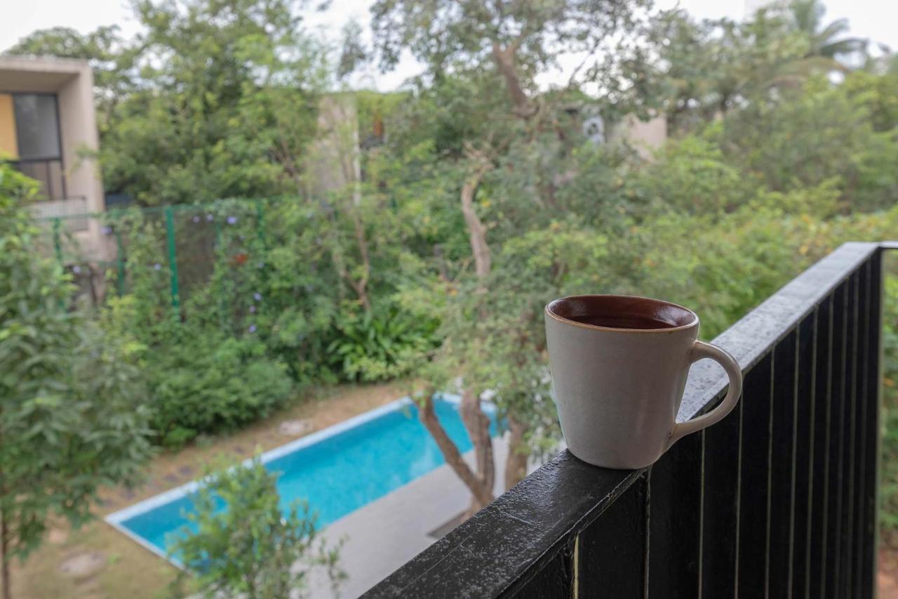 לונבלה Villa Foresta By Stayvista With Modern Decor, Swimming Pool & Expansive Lawn For A Perfect Escape מראה חיצוני תמונה
